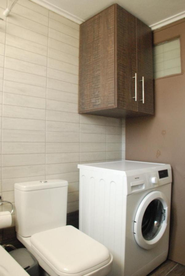Emerald 110M2 Entire Floor Apt Steps To City'S Heart Kalamata Ngoại thất bức ảnh